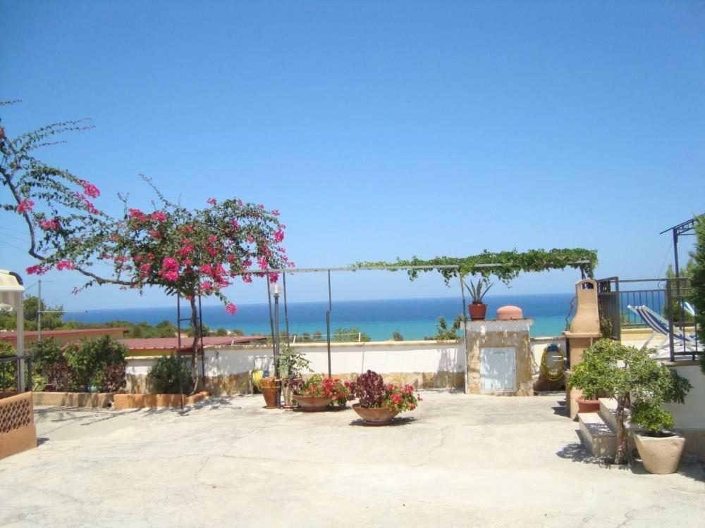 Villa Lucrezia Trilo Vieste Esterno foto